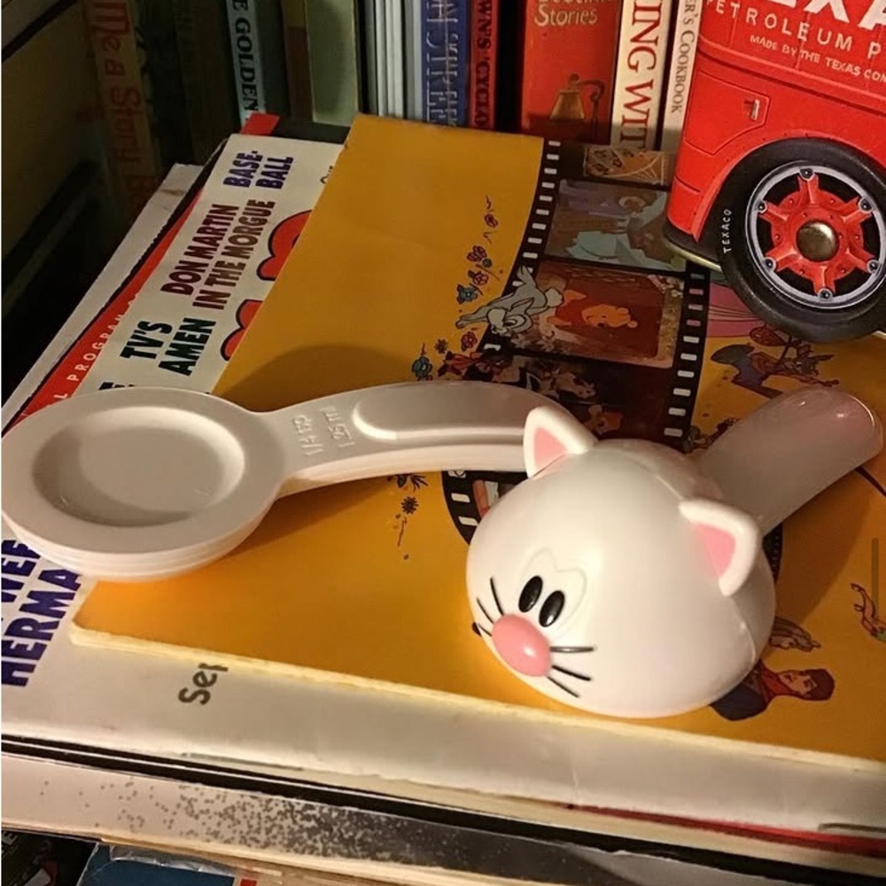90s J O I E Meow Measuring spoons
